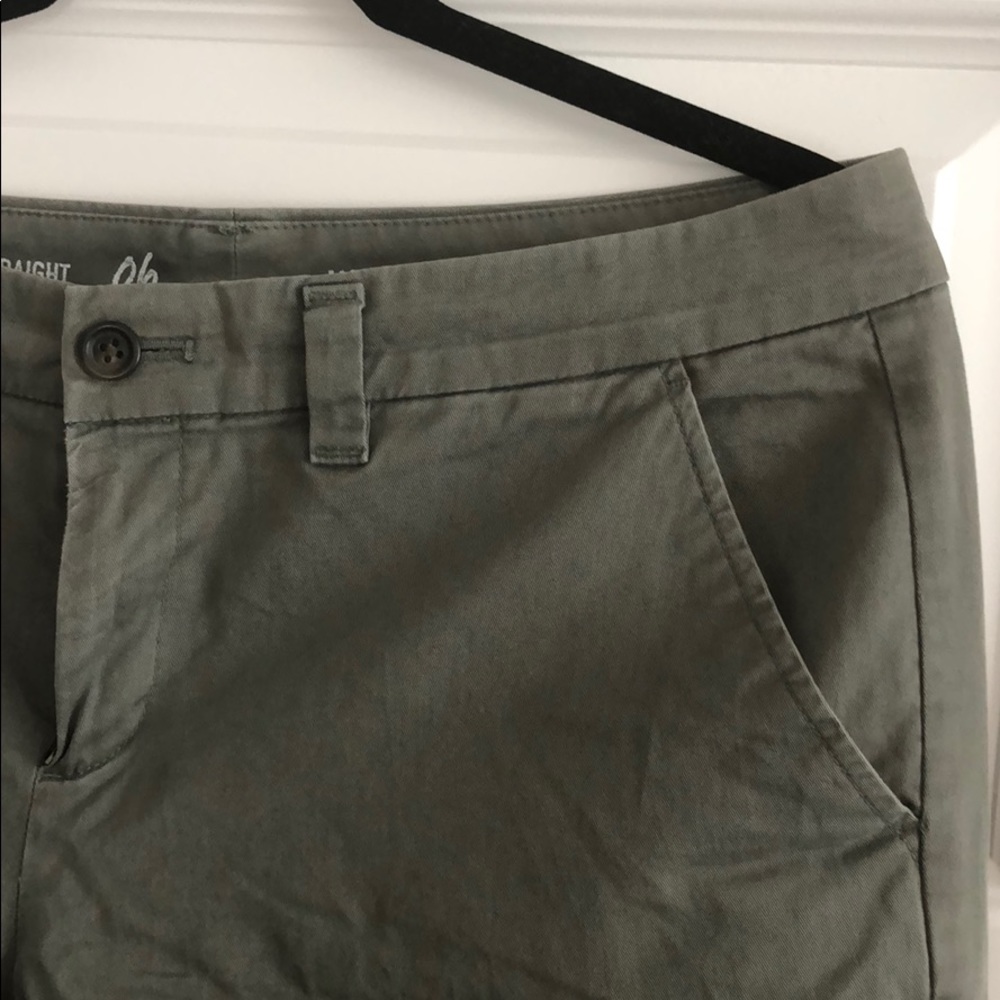 Gap straight leg green khakis